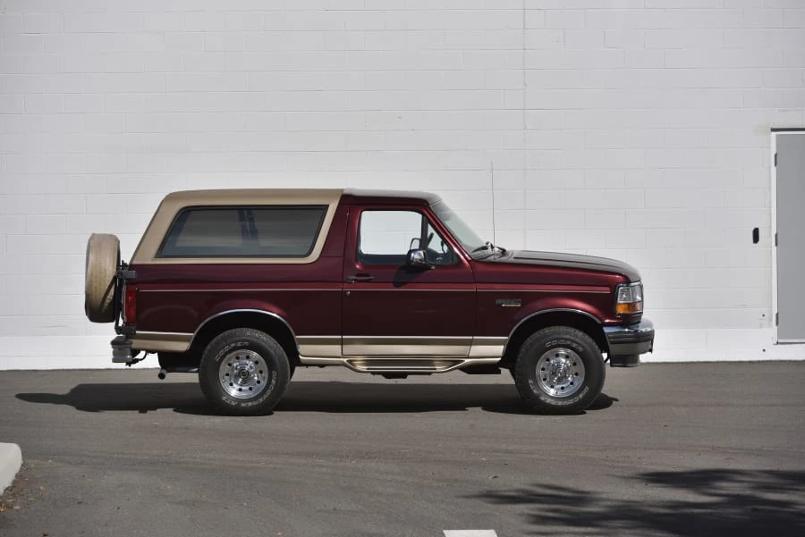 1996 Ford Bronco 5th Gen - Image 2 of 26