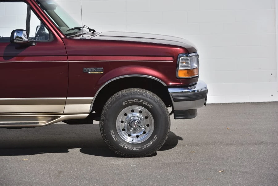 1996 Ford Bronco 5th Gen - Image 14 of 26