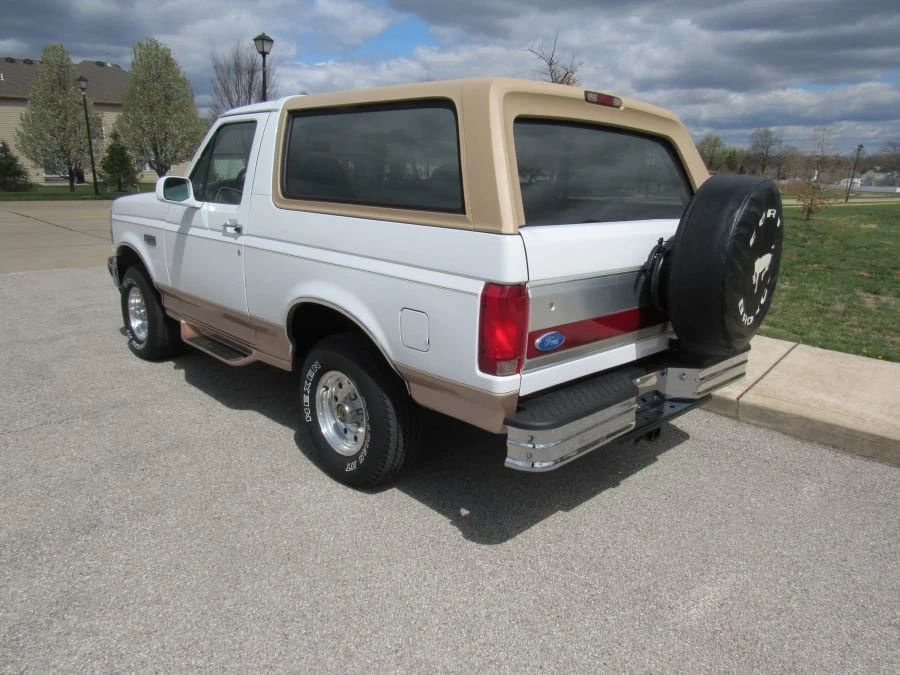 1996 Ford Bronco 5th Gen - Image 3 of 8