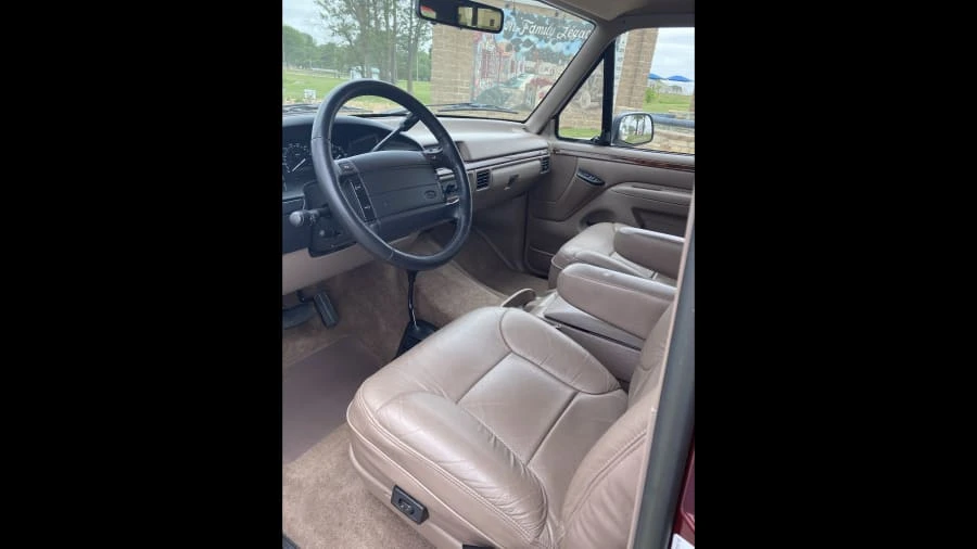1996 Ford Bronco 5th Gen - Image 3 of 9