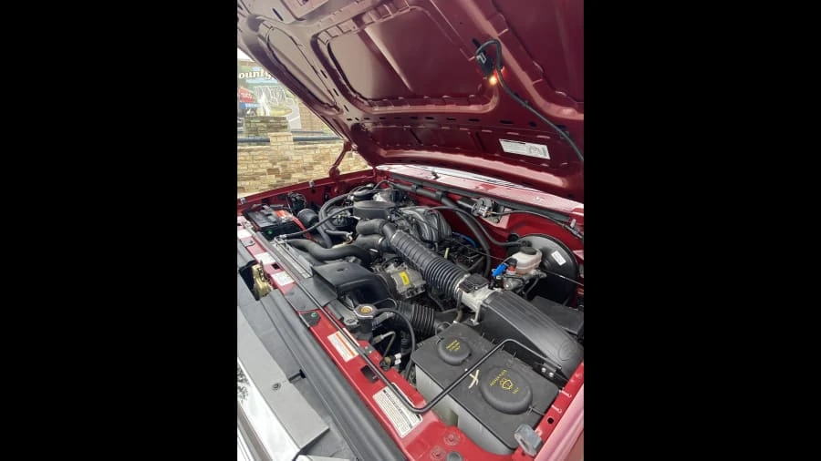 1996 Ford Bronco 5th Gen - Image 7 of 9