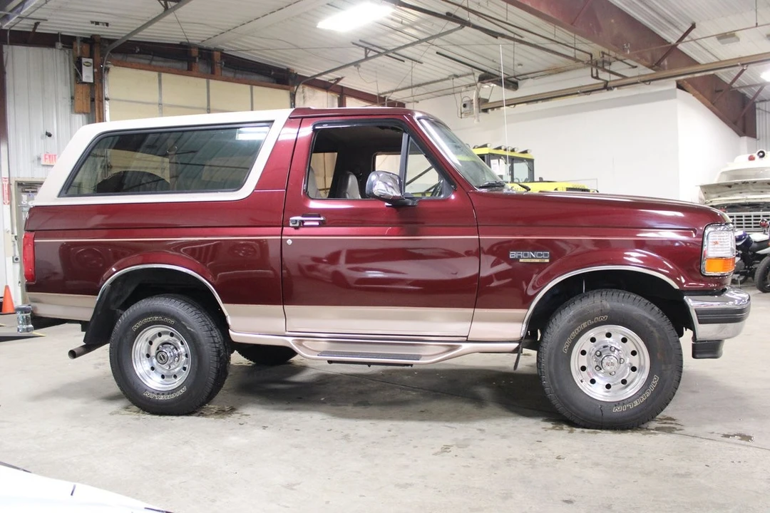 1996 Ford Bronco 5th Gen - Image 7 of 12