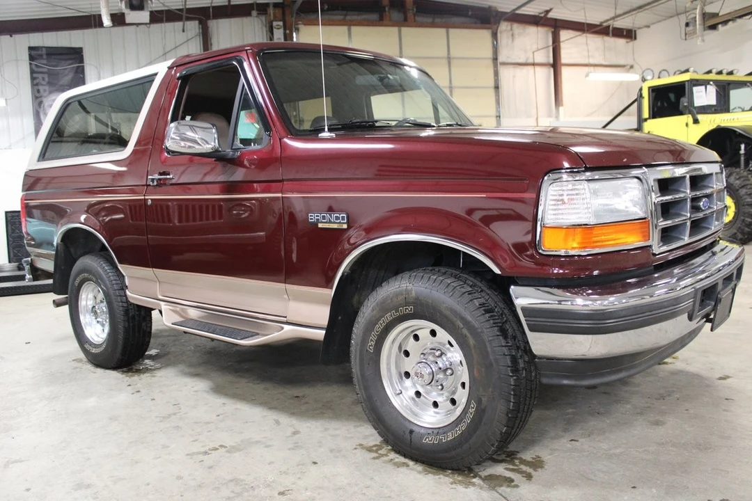 1996 Ford Bronco 5th Gen - Image 8 of 12