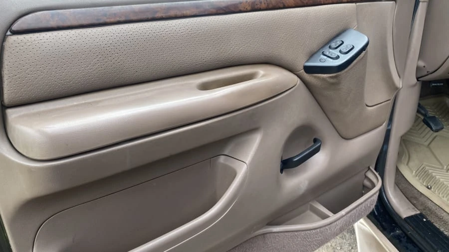 1996 Ford Bronco 5th Gen - Image 8 of 12