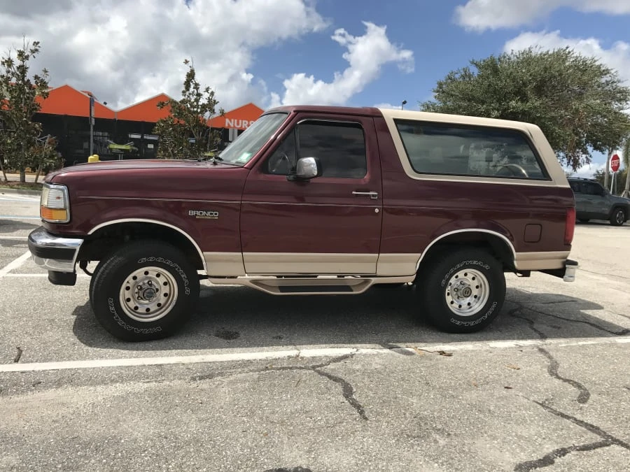 1996 Ford Bronco 5th Gen - Image 2 of 3