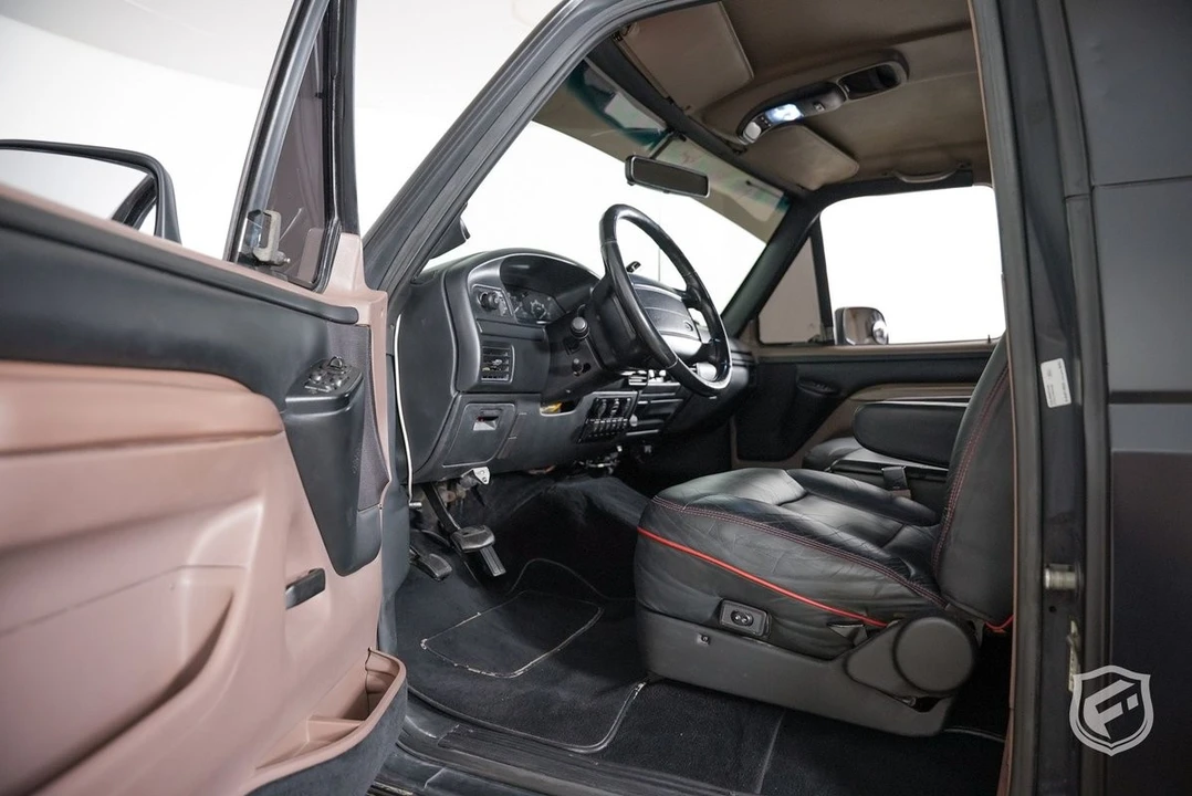 1996 Ford Bronco 5th Gen - Image 15 of 31