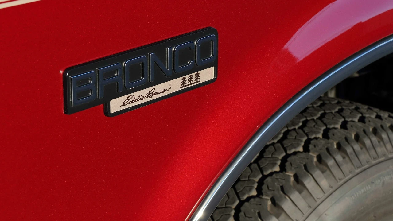1996 Ford Bronco 5th Gen - Image 10 of 29