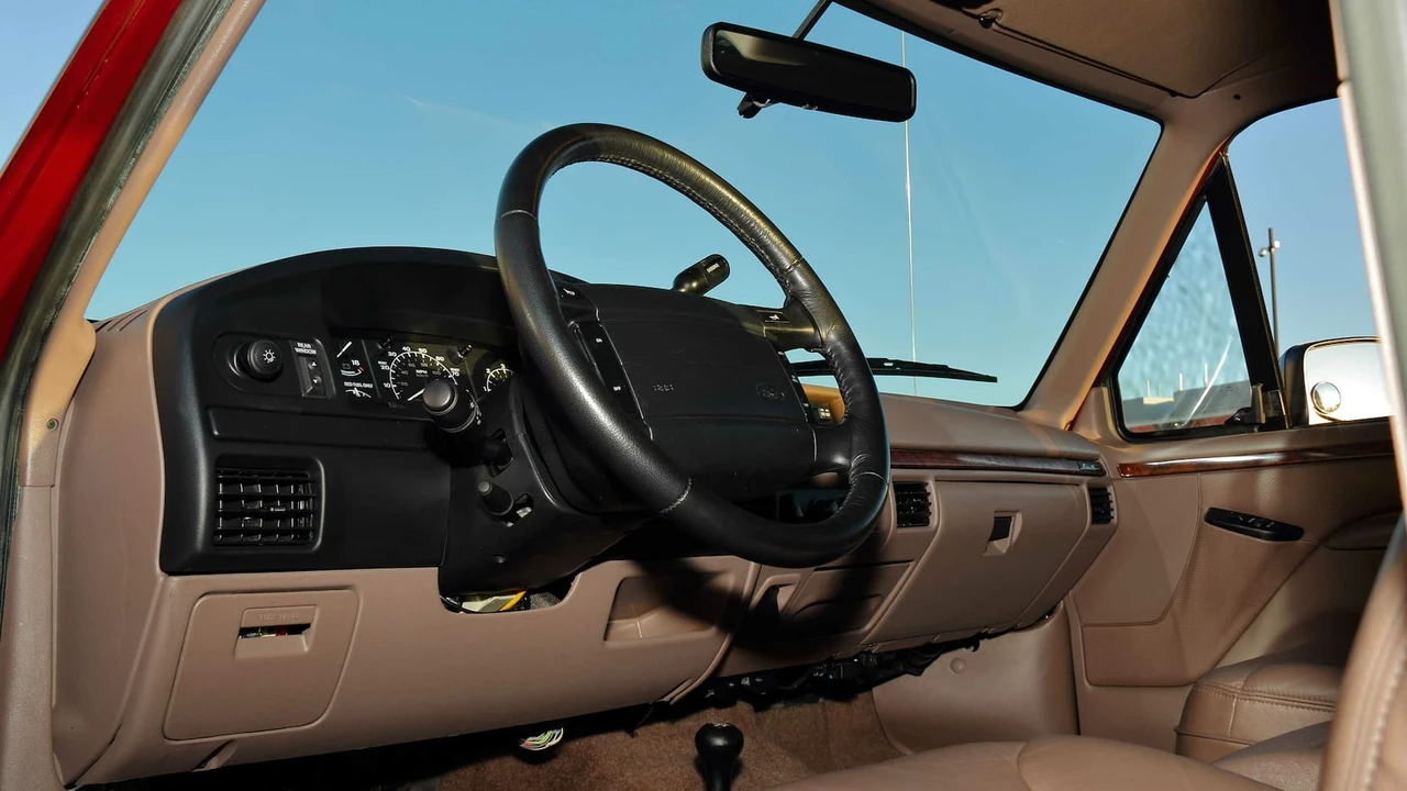 1996 Ford Bronco 5th Gen - Image 23 of 29