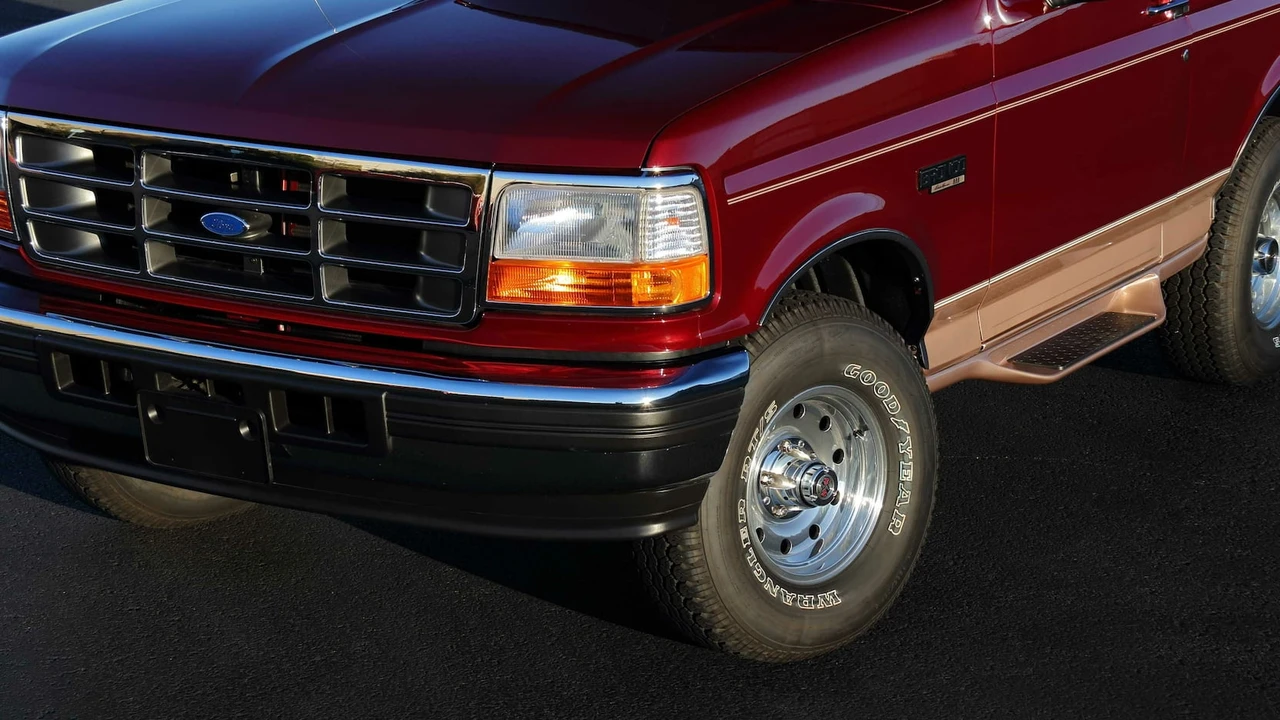 1996 Ford Bronco 5th Gen - Image 29 of 29