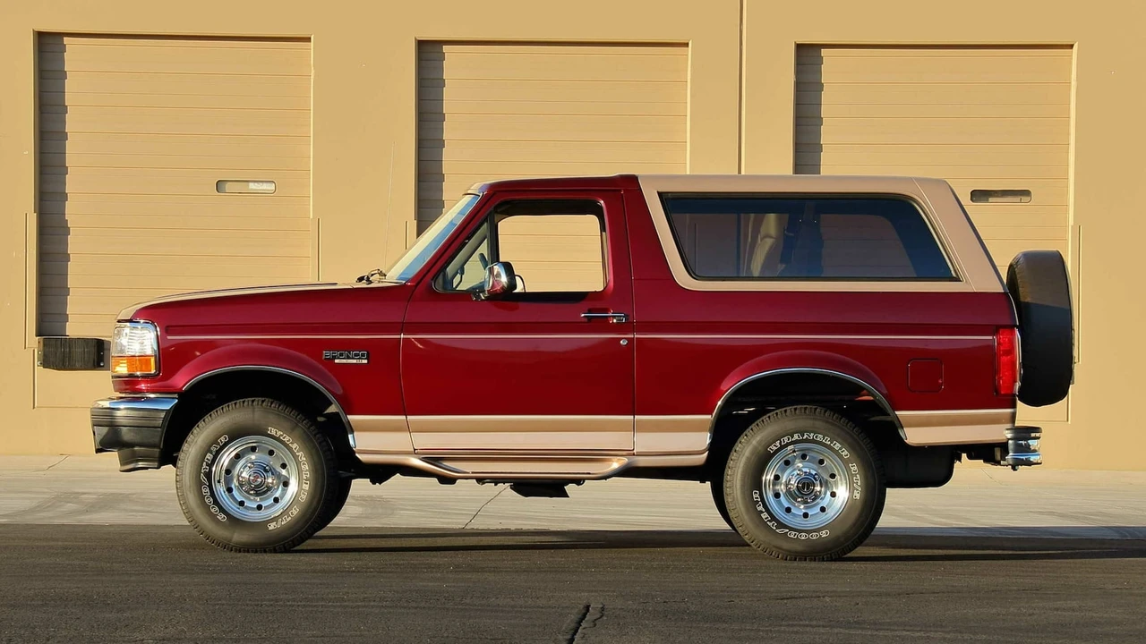 1996 Ford Bronco 5th Gen - Image 8 of 29