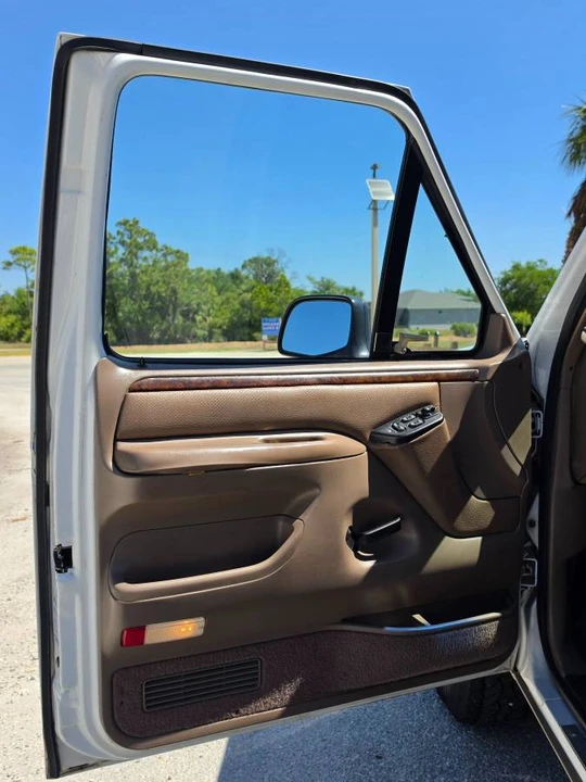 1996 Ford Bronco 5th Gen - Image 9 of 23