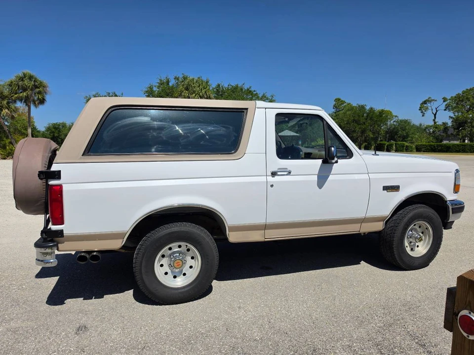 1996 Ford Bronco 5th Gen - Image 3 of 23