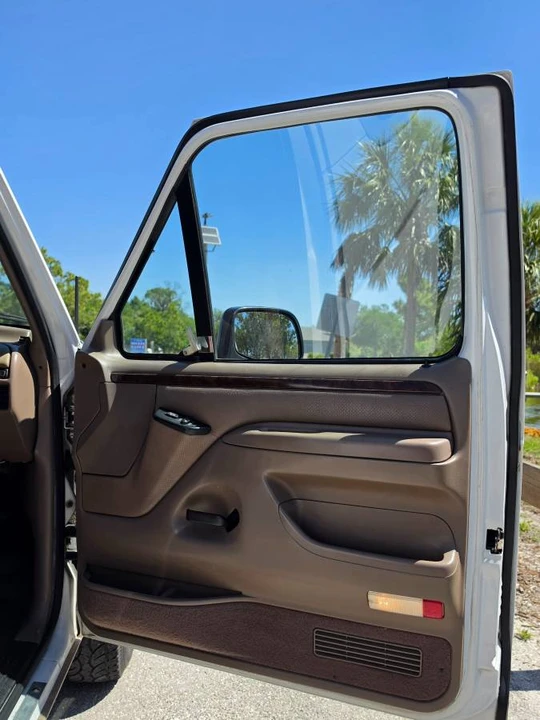 1996 Ford Bronco 5th Gen - Image 8 of 23