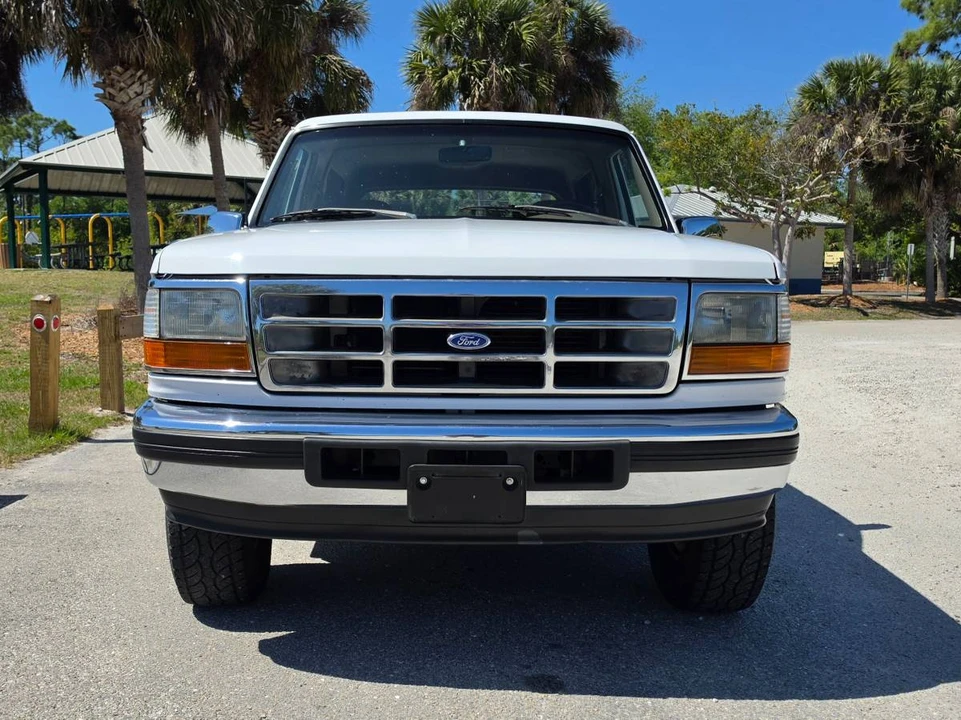 1996 Ford Bronco 5th Gen - Image 5 of 23