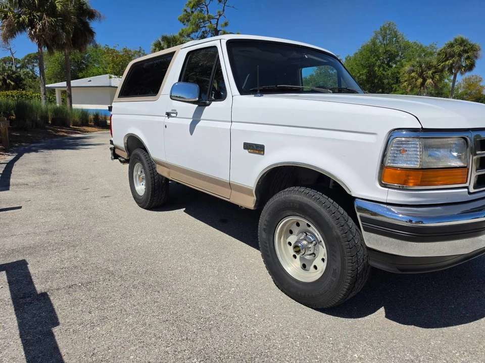 1996 Ford Bronco 5th Gen - Image 4 of 23