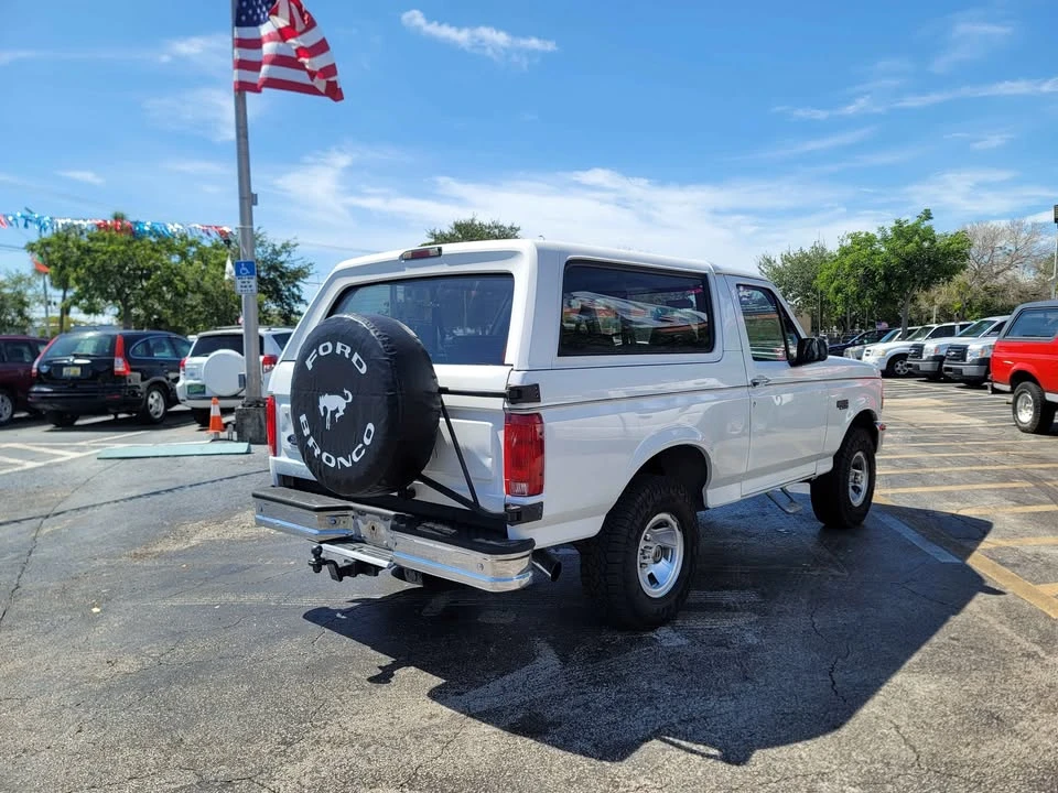 1996 Ford Bronco 5th Gen - Image 5 of 20