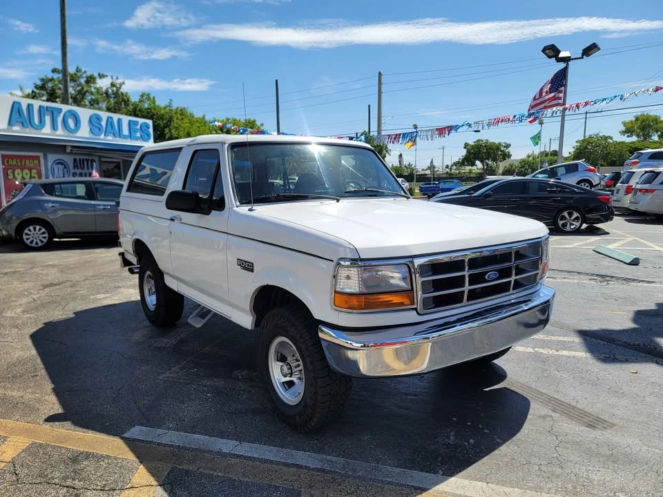 1996 Ford Bronco 5th Gen - Image 3 of 20