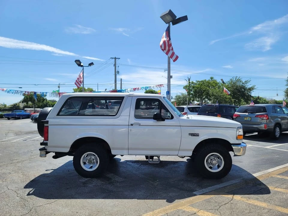 1996 Ford Bronco 5th Gen - Image 4 of 20