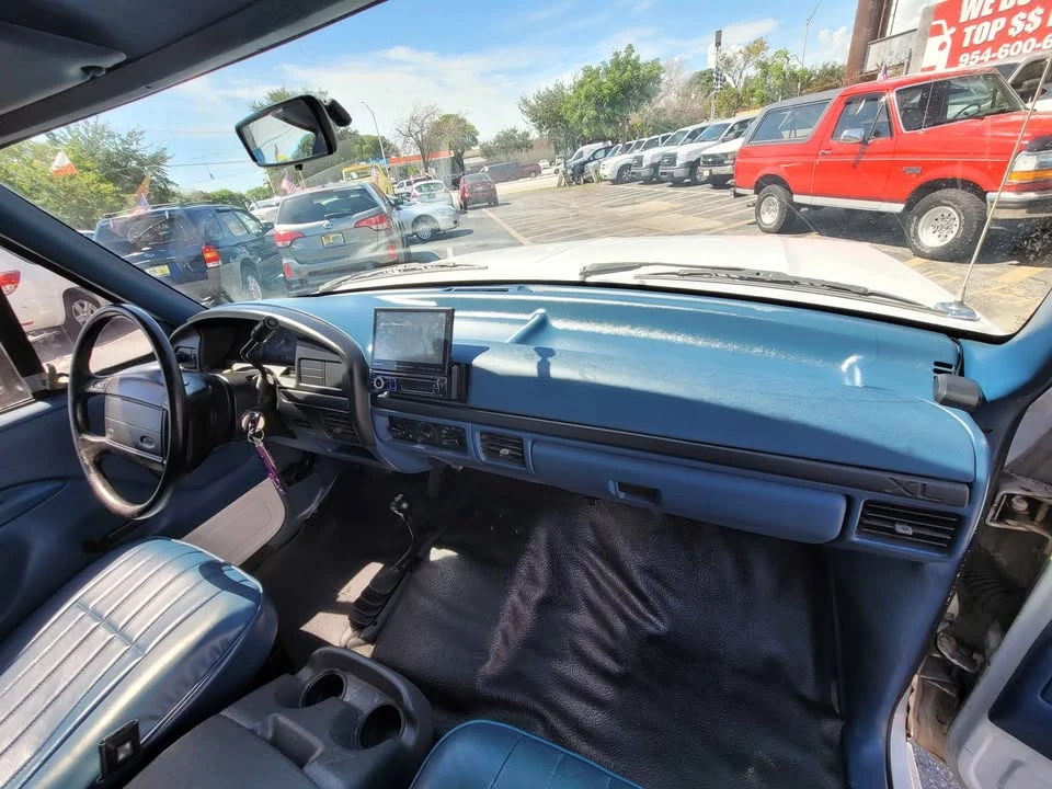 1996 Ford Bronco 5th Gen - Image 14 of 20