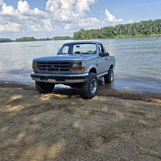 1996 Ford Bronco 5th Gen - Image 1 of 1