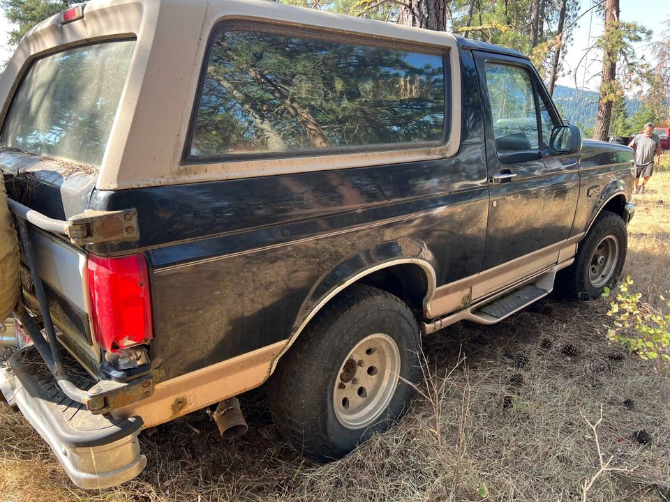 1996 Ford Bronco 5th Gen - Image 4 of 9