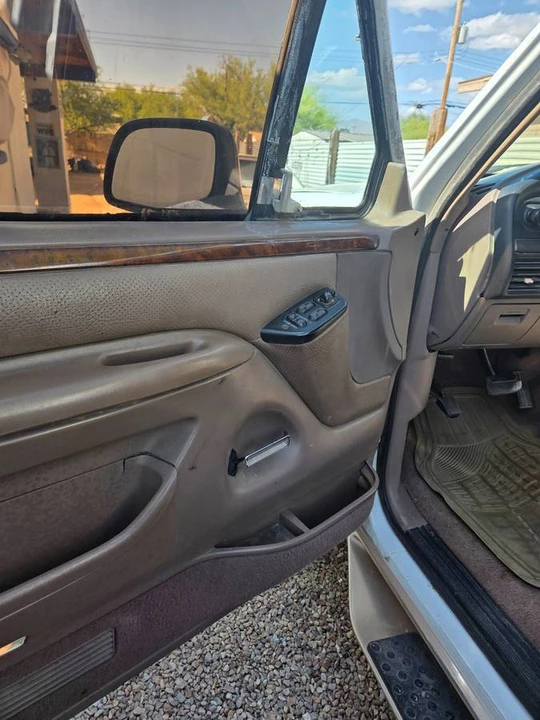 1996 Ford Bronco 5th Gen - Image 3 of 8
