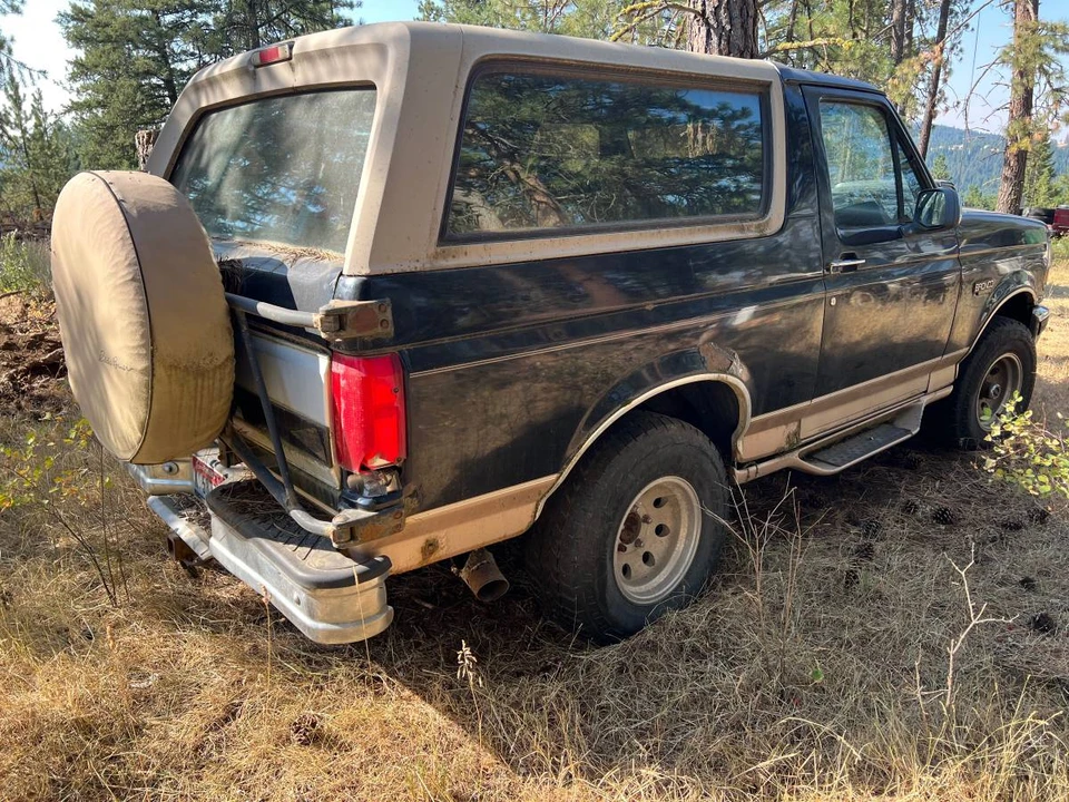 1996 Ford Bronco 5th Gen - Image 3 of 9
