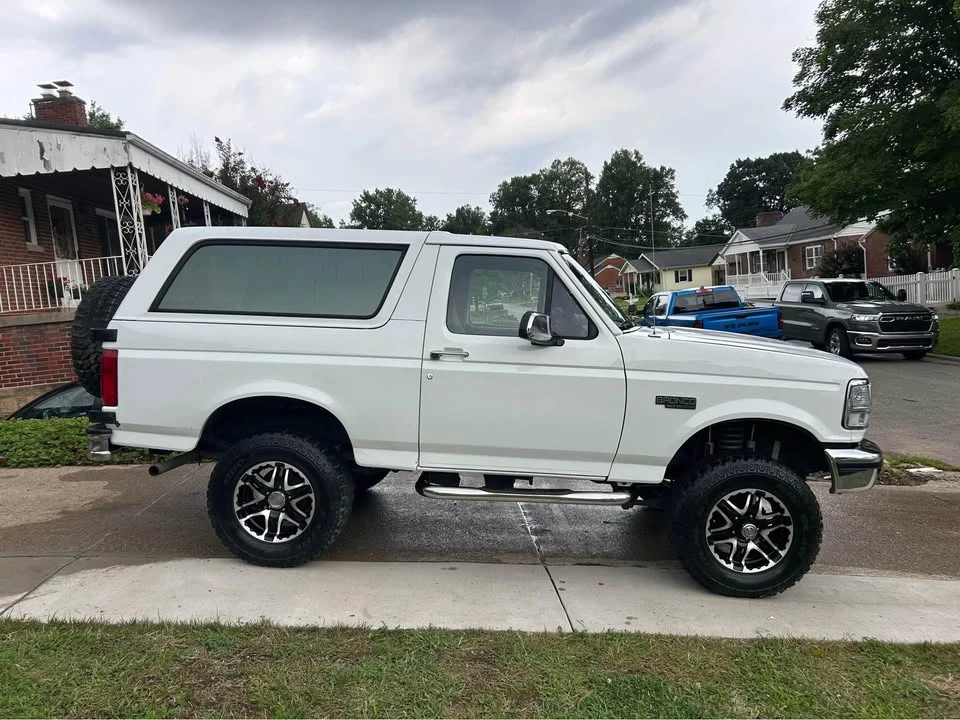 1996 Ford Bronco 5th Gen - Image 3 of 7