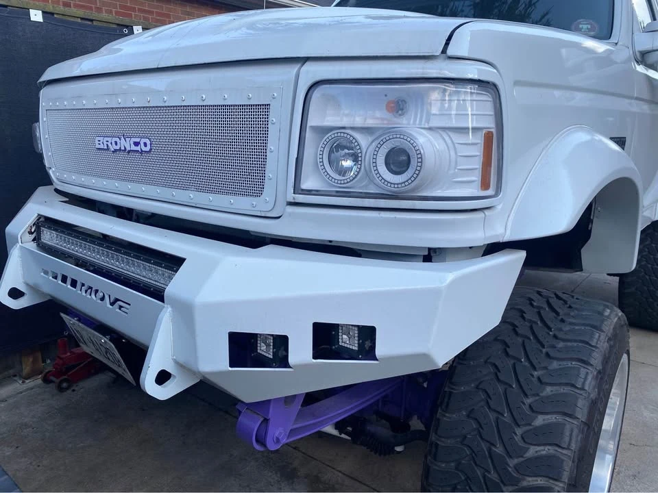 1996 Ford Bronco 5th Gen - Image 5 of 11