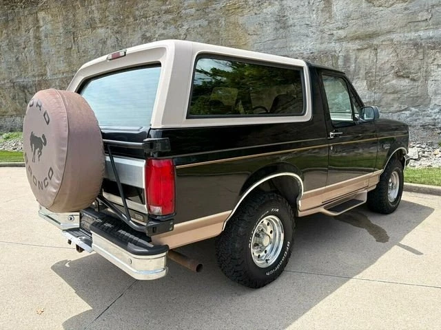 1996 Ford Bronco 5th Gen - Image 7 of 20