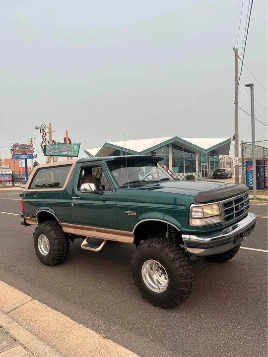 1996 Ford Bronco 5th Gen - Image 3 of 6