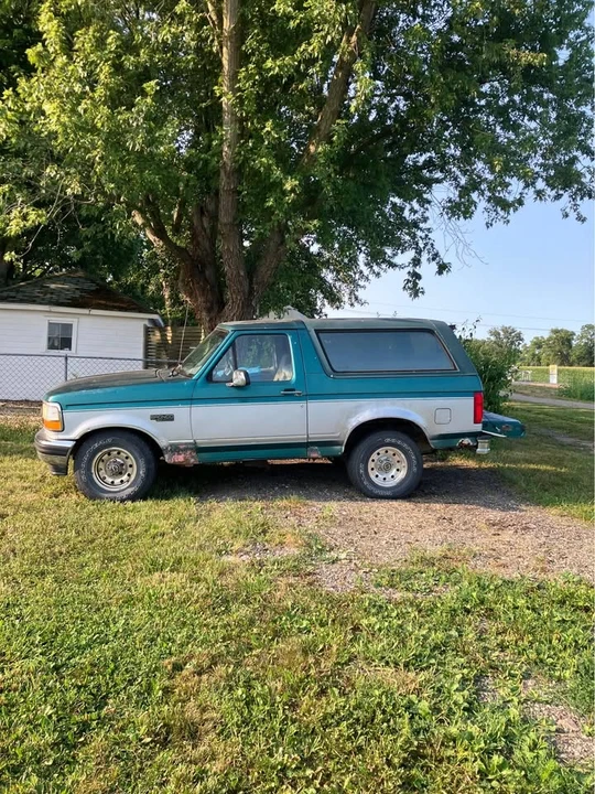 1996 Ford Bronco 5th Gen - Image 2 of 4