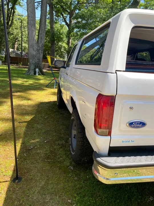 1996 Ford Bronco 5th Gen - Image 3 of 13