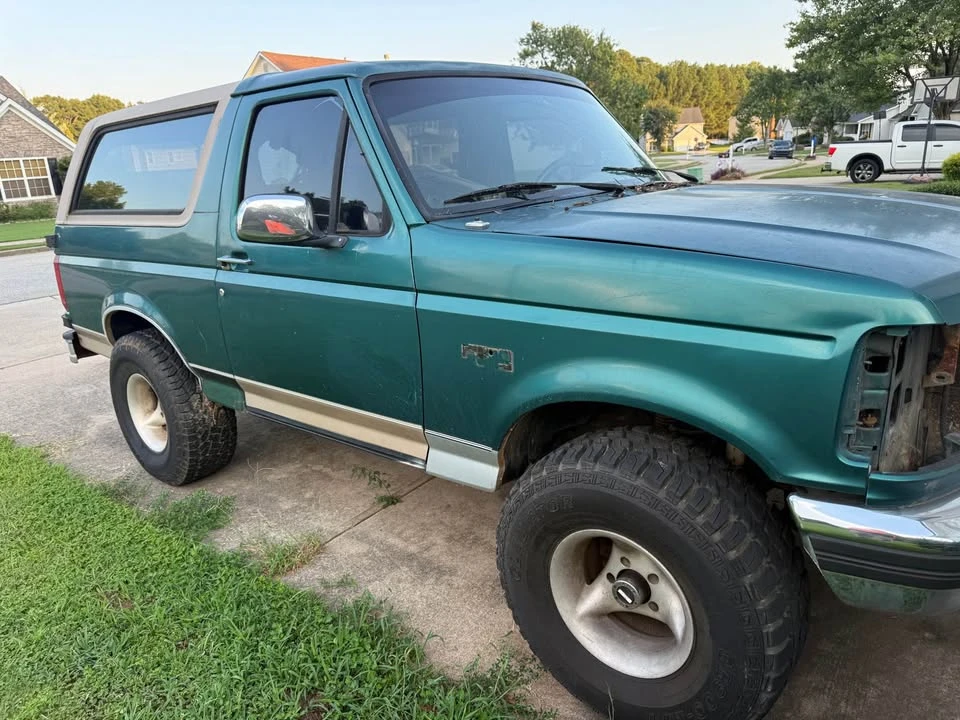 1996 Ford Bronco 5th Gen - Image 2 of 6