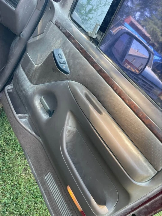 1996 Ford Bronco 5th Gen - Image 8 of 13