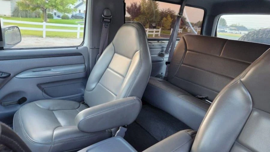 1996 Ford Bronco 5th Gen - Image 5 of 16