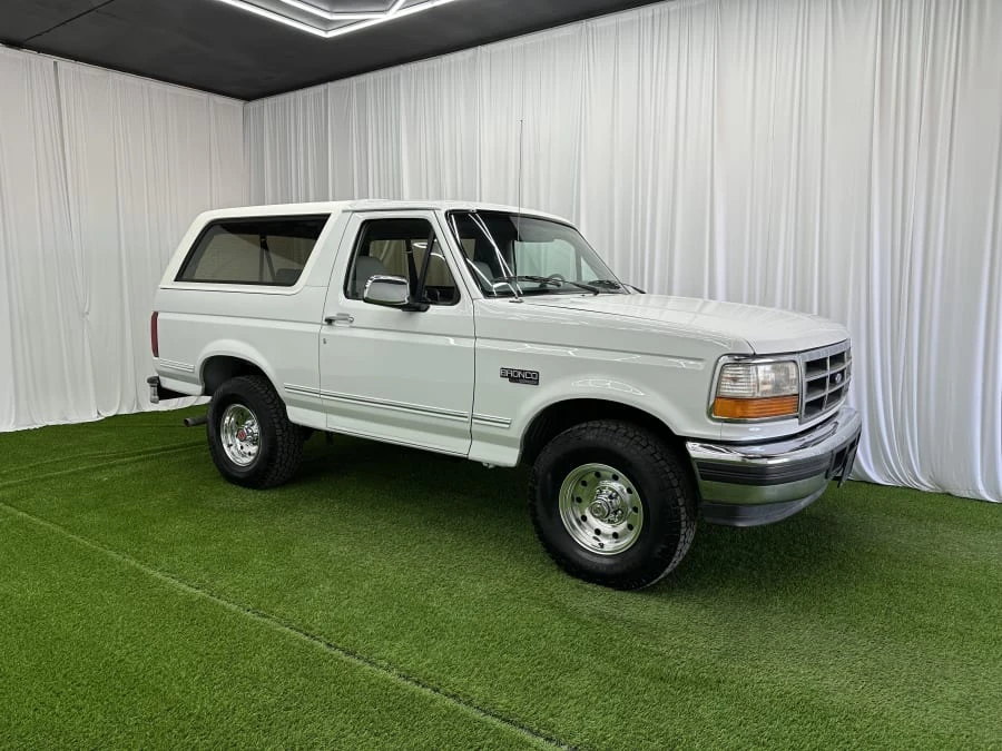 1996 Ford Bronco 5th Gen - Image 5 of 25