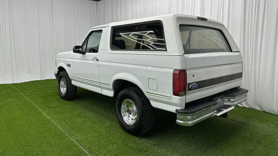 1996 Ford Bronco 5th Gen - Image 10 of 25
