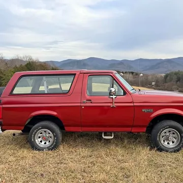1996 Ford Bronco XL