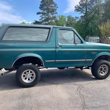 1996 Ford Bronco Sport Utility 2D