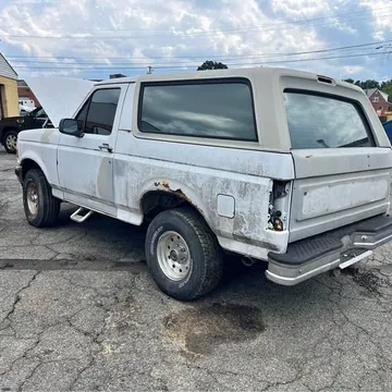 1996 Ford Bronco Sport Utility 2D