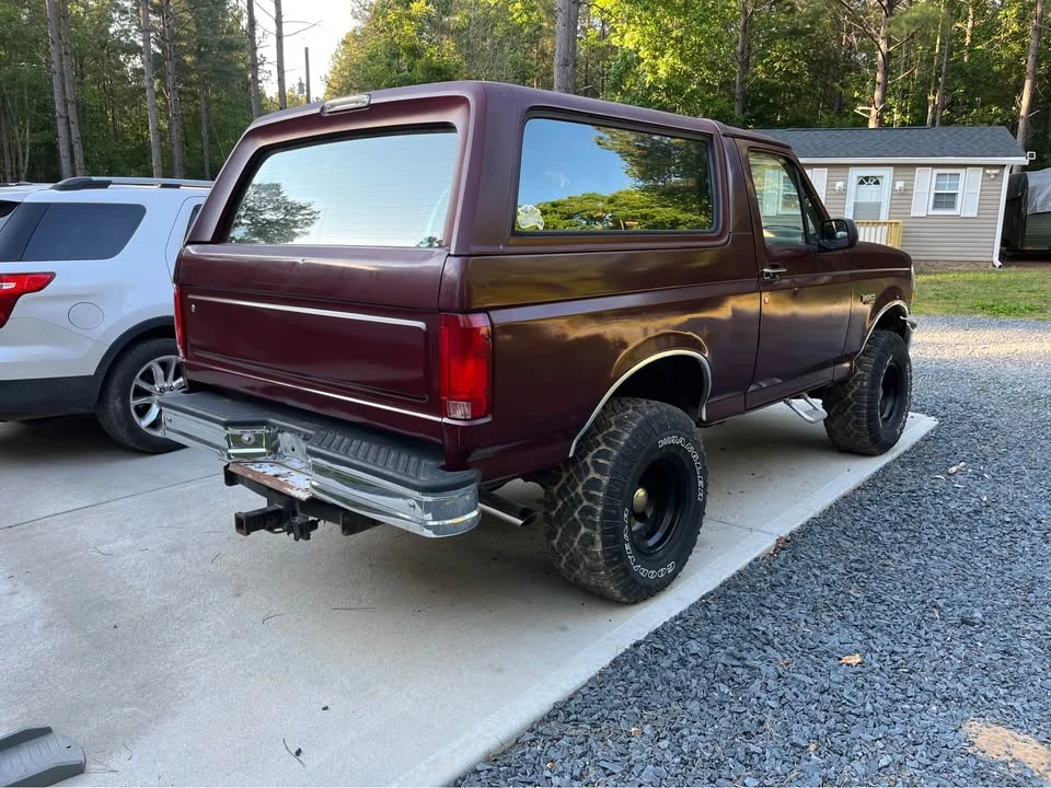 1996 Ford Bronco 5th Gen - Image 3 of 8