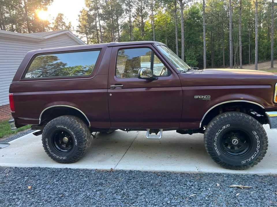 1996 Ford Bronco 5th Gen - Image 2 of 8