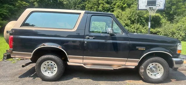 1996 Ford Bronco Sport Utility 2D