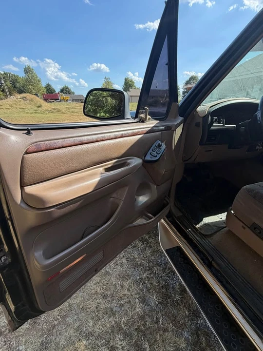 1996 Ford Bronco 5th Gen - Image 4 of 9