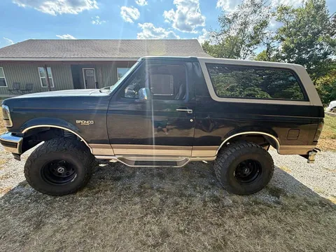 1996 Ford Bronco Sport Utility 2D