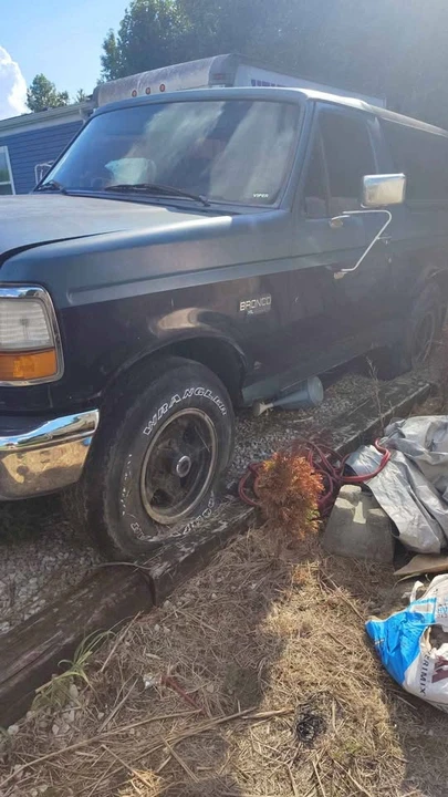 1996 Ford Bronco 5th Gen - Image 2 of 2