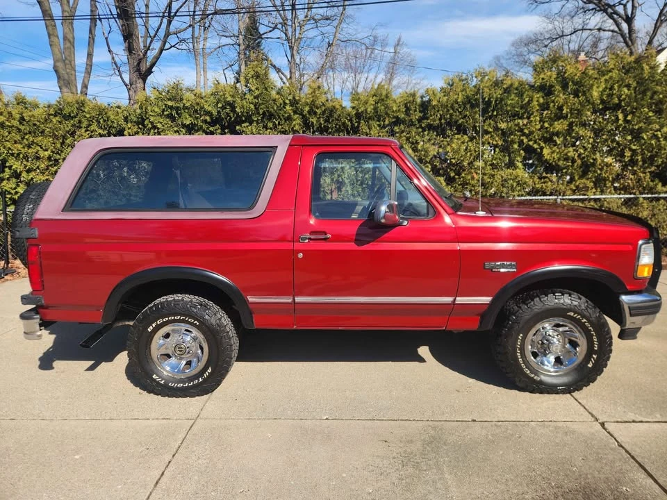 1996 Ford Bronco 5th Gen - Image 2 of 18