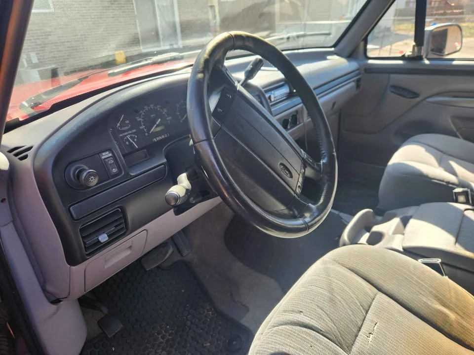1996 Ford Bronco 5th Gen - Image 9 of 18