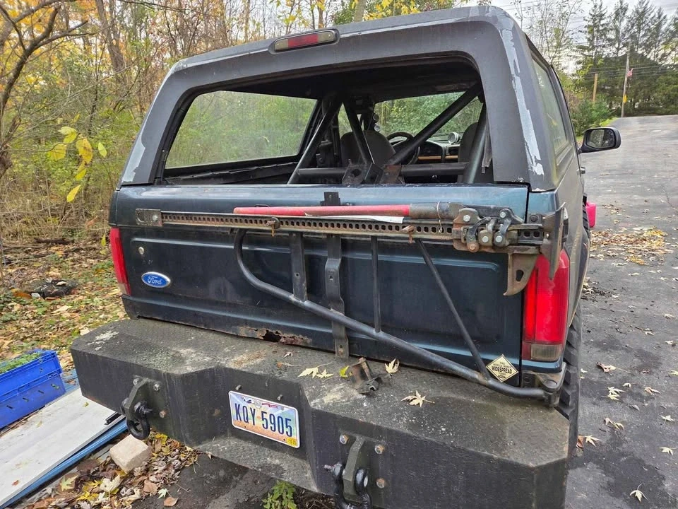 1996 Ford Bronco 5th Gen - Image 2 of 8